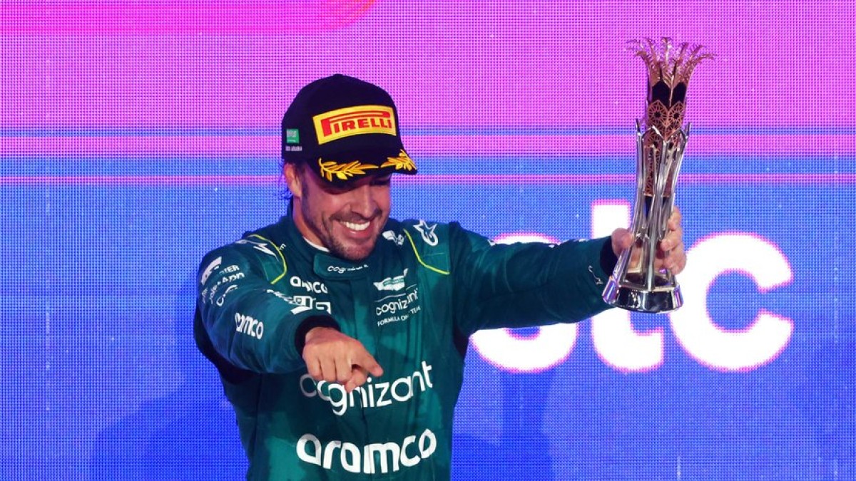 Alonso foi o destaque com seu 100ª pódio